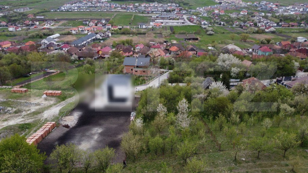 De vanzare teren Intravilan Centru - Chinteni