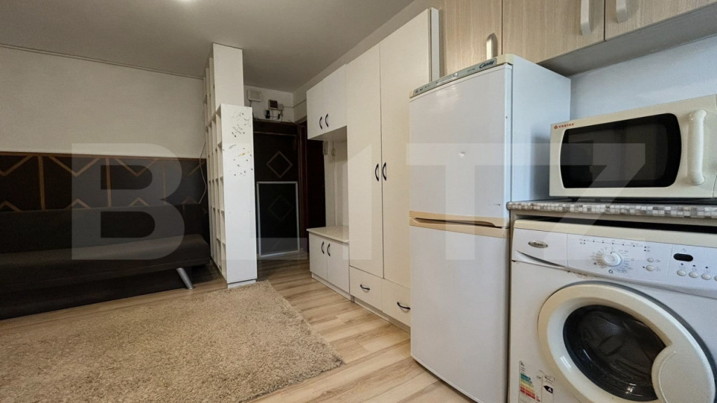 Garsonieră de vanzare, 18 mp, în zona Nufărul, Oradea