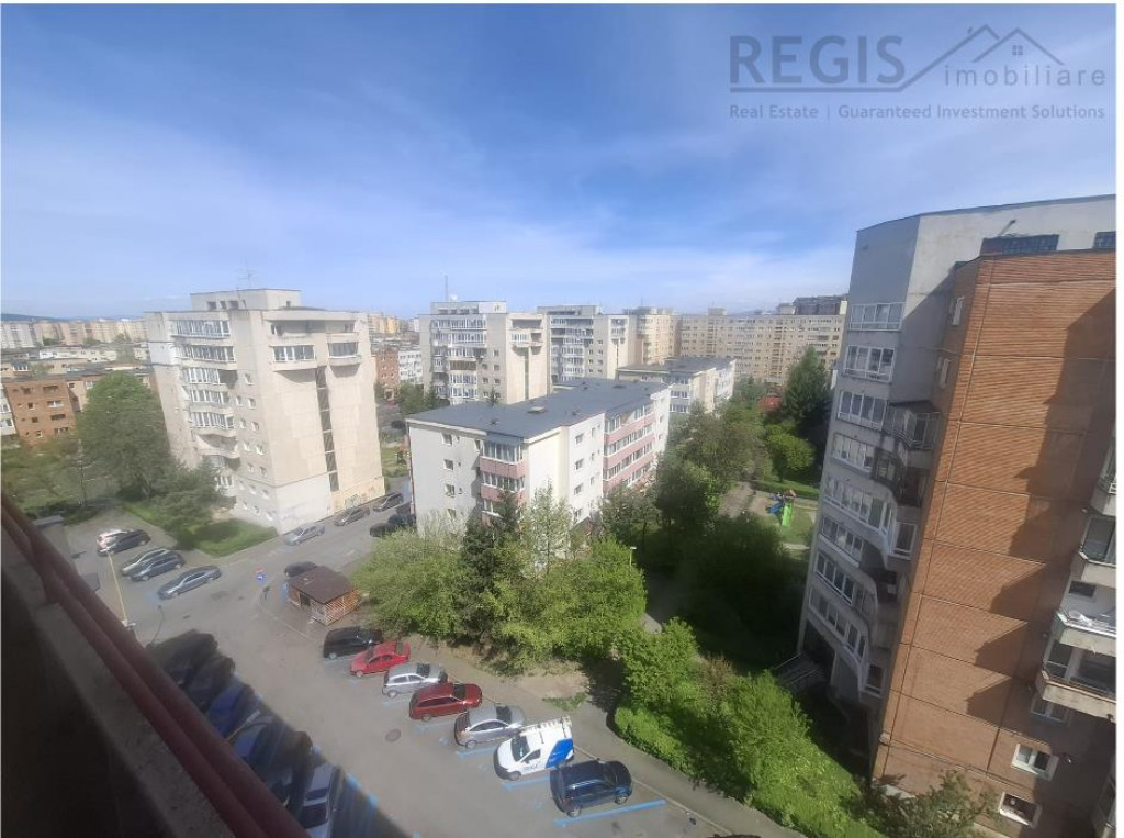 Apartament 3 camere cu parcare si boxa zona Spitalul Judetea