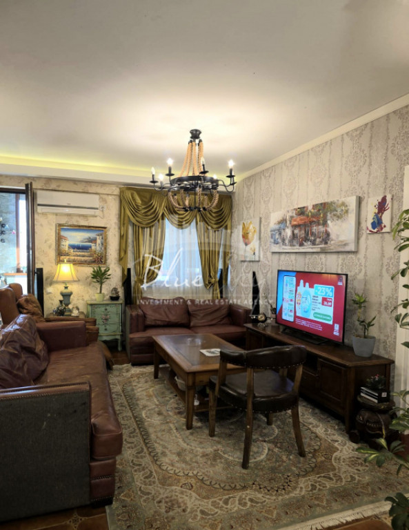 Apartament 3 camere, Zona Cambridge School