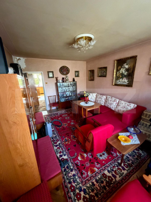 Apartament 3 camere, 80 mp, Micro 5 – garaj, zonă linișt