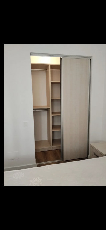 Berceni metrou biruinei studio parter parcare