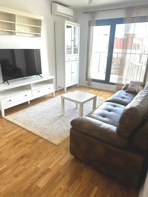 //2 CAMERE// MRS VILLAGE// LOC DE PARCARE//