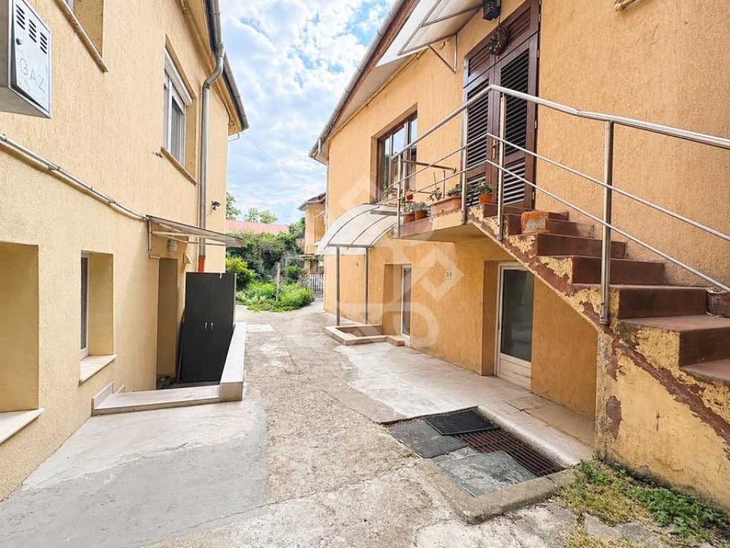 Spatiu comercial de vanzare ultracentral in zona Primariei O
