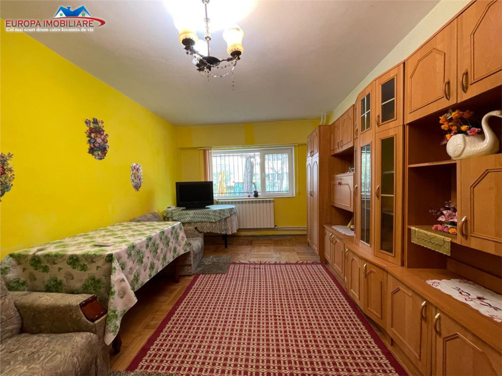 Apartament 3 camere de zona E3- Tulcea