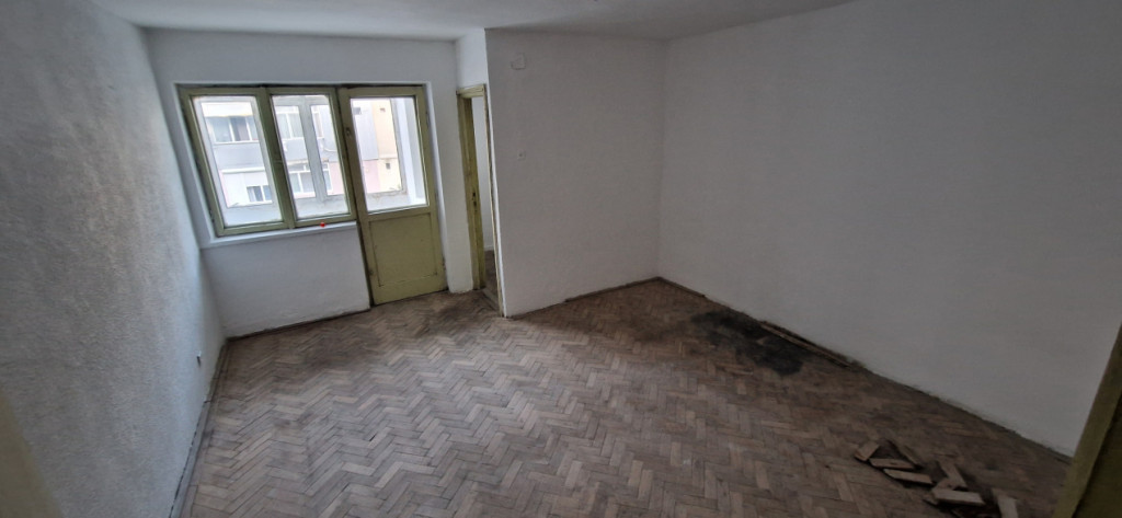 Garsoniera Bals, 30 mp, zona Turnuri - (BALS)