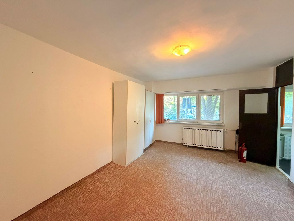 Garsoniera | 13 Septembrie | Comision 0% | Parter | 1990 |