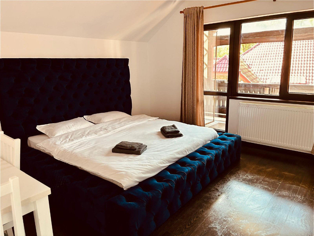 Busteni-garsoniera cf 1