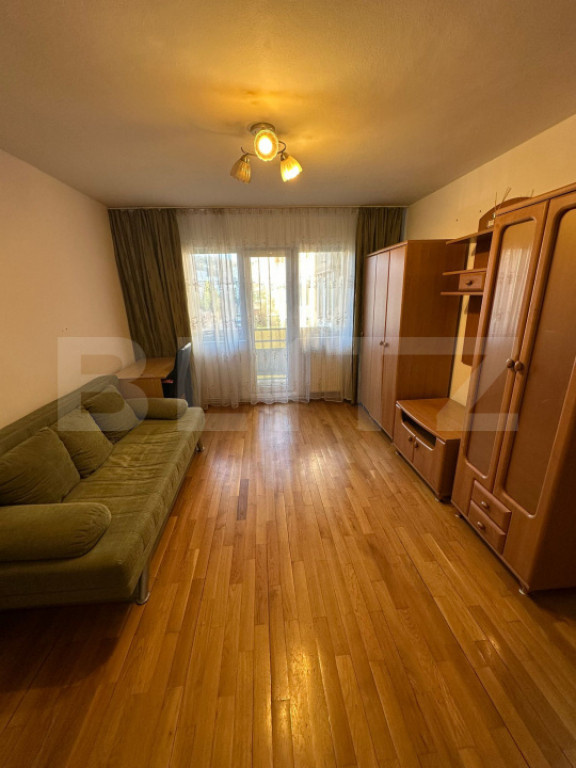 Apartament 2 camere semidecomandat, etaj 1, balcon, Grigores