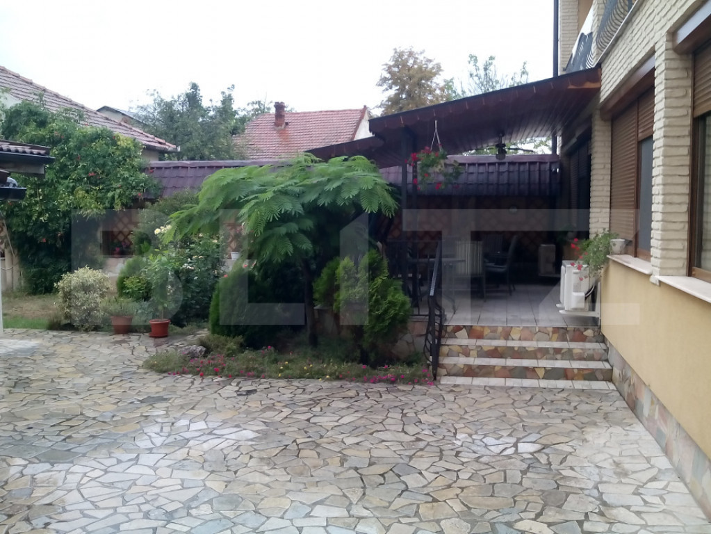 De închiriat casă cu 4 camere , în zona de Dealuri