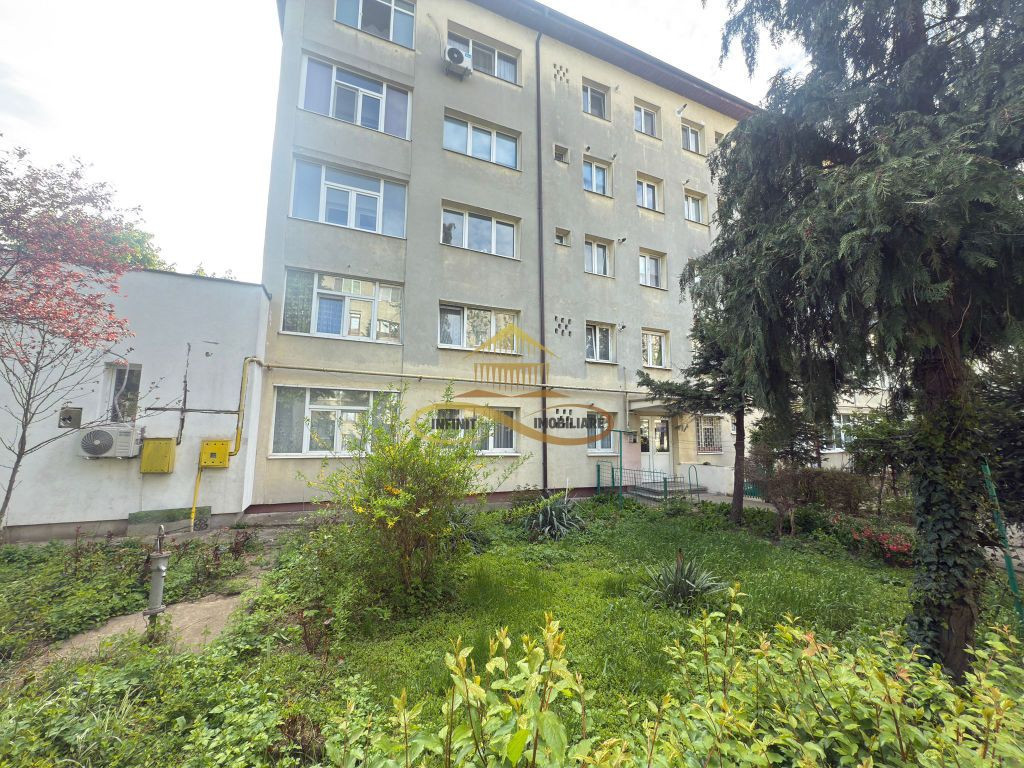 Apartament 2 camere de vanzare in Bacau