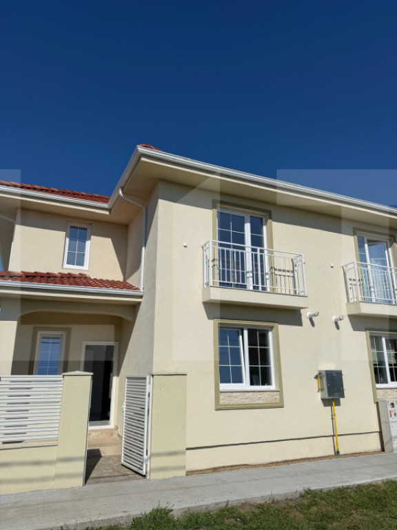 Duplex in Sag de vânzare
