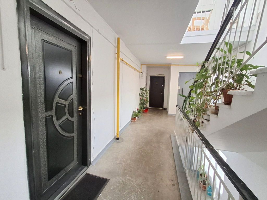 De Vanzare Apartament cu 3 camere Mall Vitan imobil const...