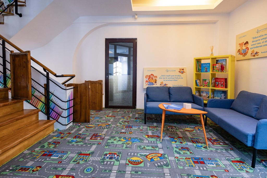 Vila de inchiriat-Pretabila activitati diverse-Zona Carol