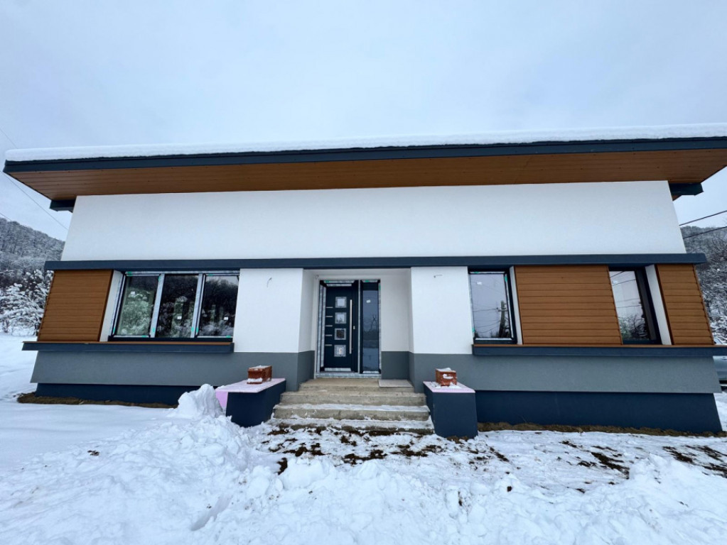 Casă individuală, eficientă energetic, aproape de Baia Ma