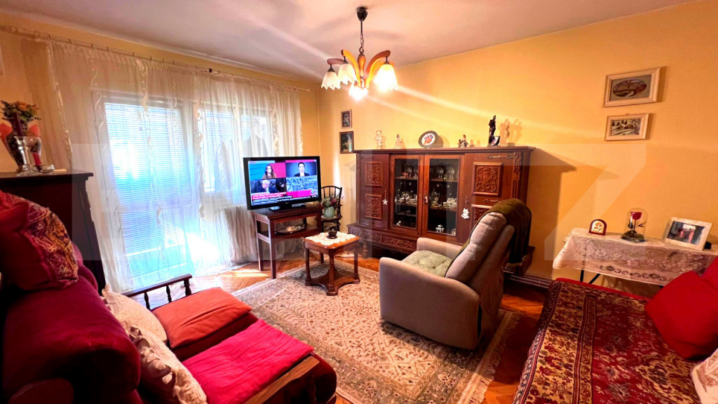 Apartament 2 camere, 60 mp, etaj 1, lift – zonă centrală