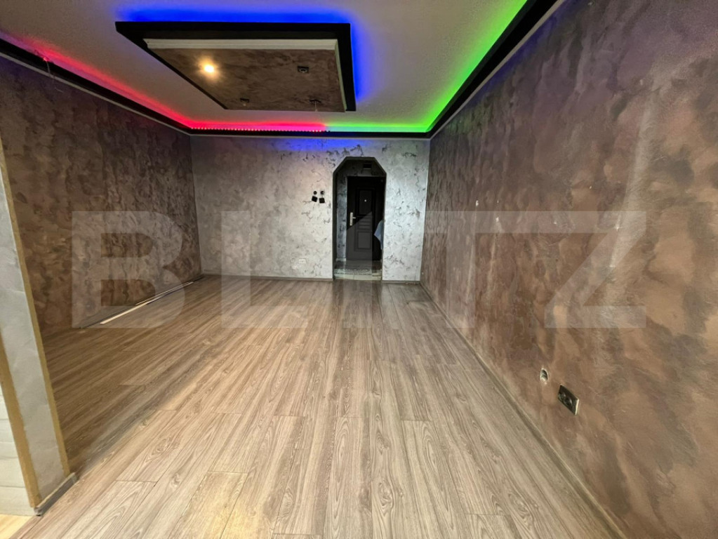 Apartament 1 cameră, 30.48 mp, zona Podul de Piatra