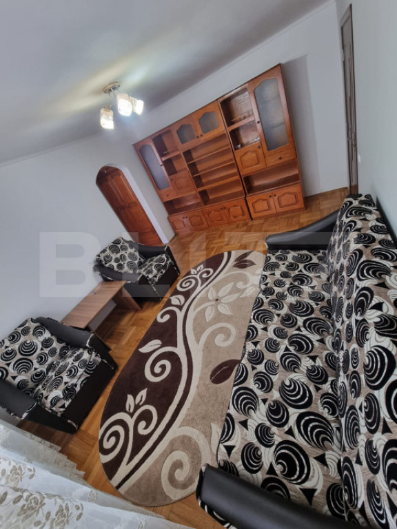 Apartament 2 camere, 50 mp, etaj intermediar, zona Catedral?