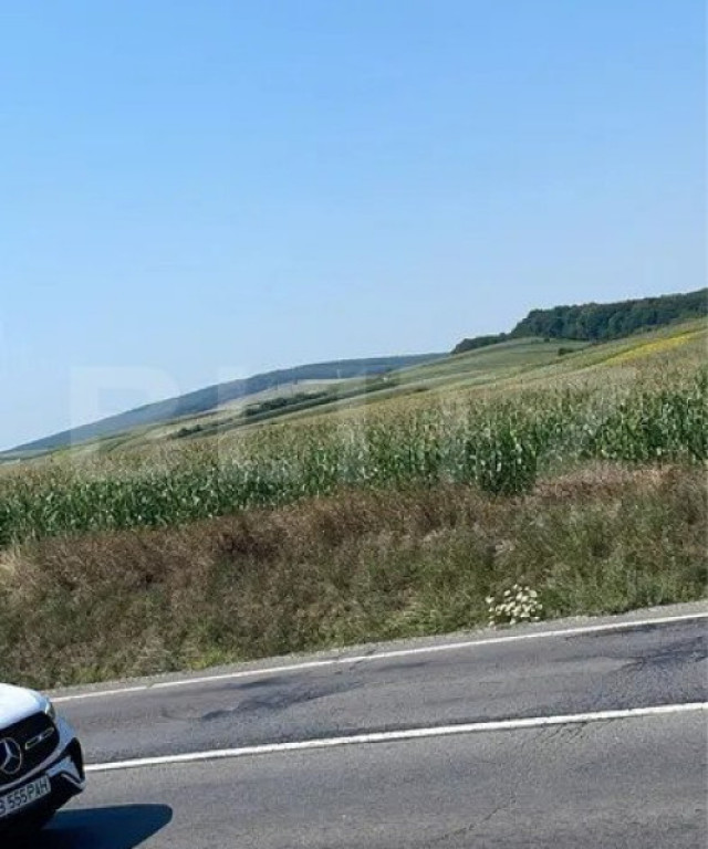 Teren in Acatari la E60 - 1,73 hectare