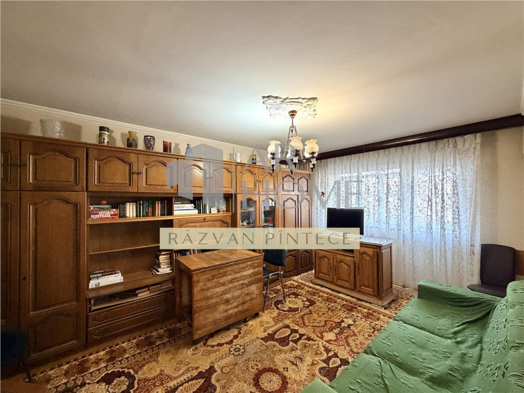 Apartament 3 camere, 2 bai, Republicii Mega Image, Ploiesti
