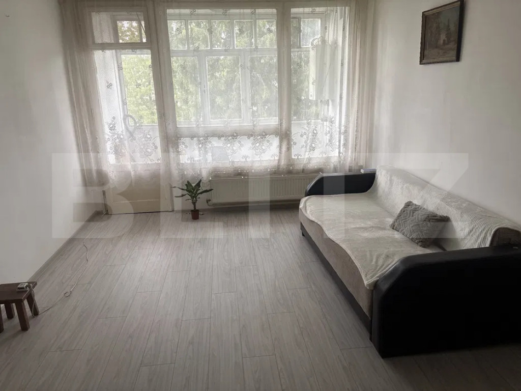 Casa individuala de vanzare, 216 mp, zona Cetate