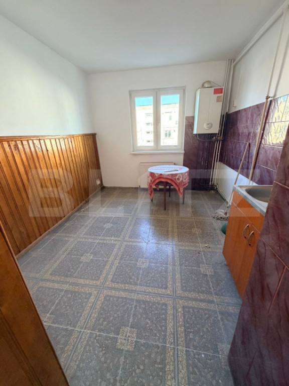 De vânzare Apartament 3 camere în fața Gării Făgăraș