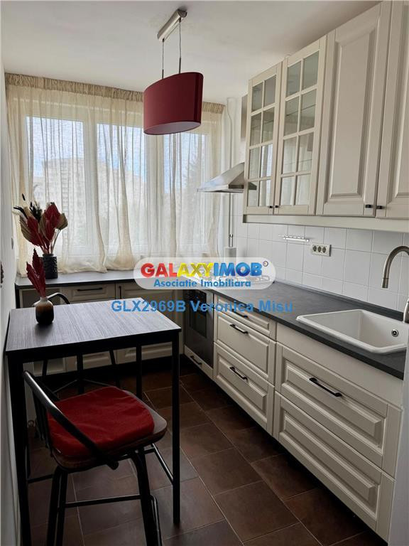 Apartament 2 camere - prima / loc de parcare / Tineretului