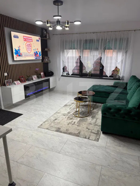 Casa moderna de vanzare individuala in Izvor, complet mobila
