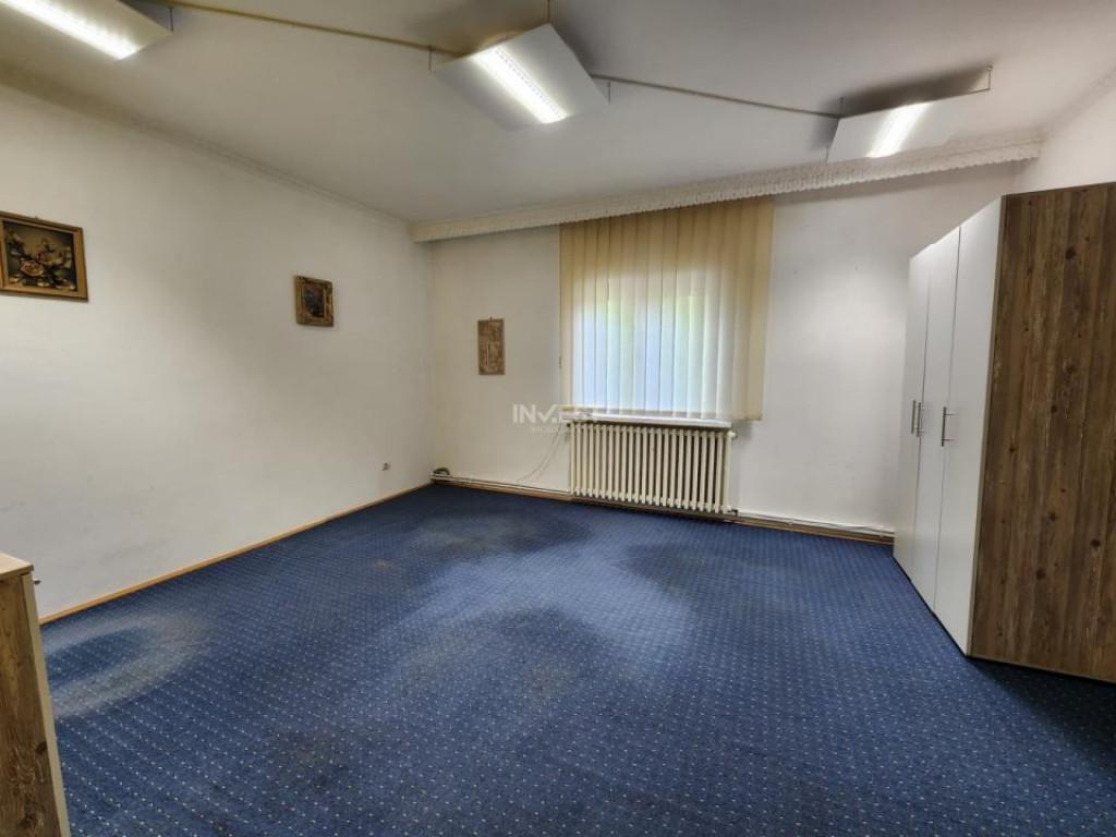 Spatiu de inchiriat , zona centrala , 80 mp , baza Copou