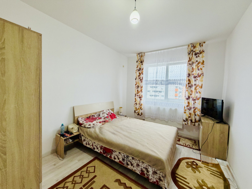 Apartament 2 camere Str Tineretului mobilat, cu balcon, zona