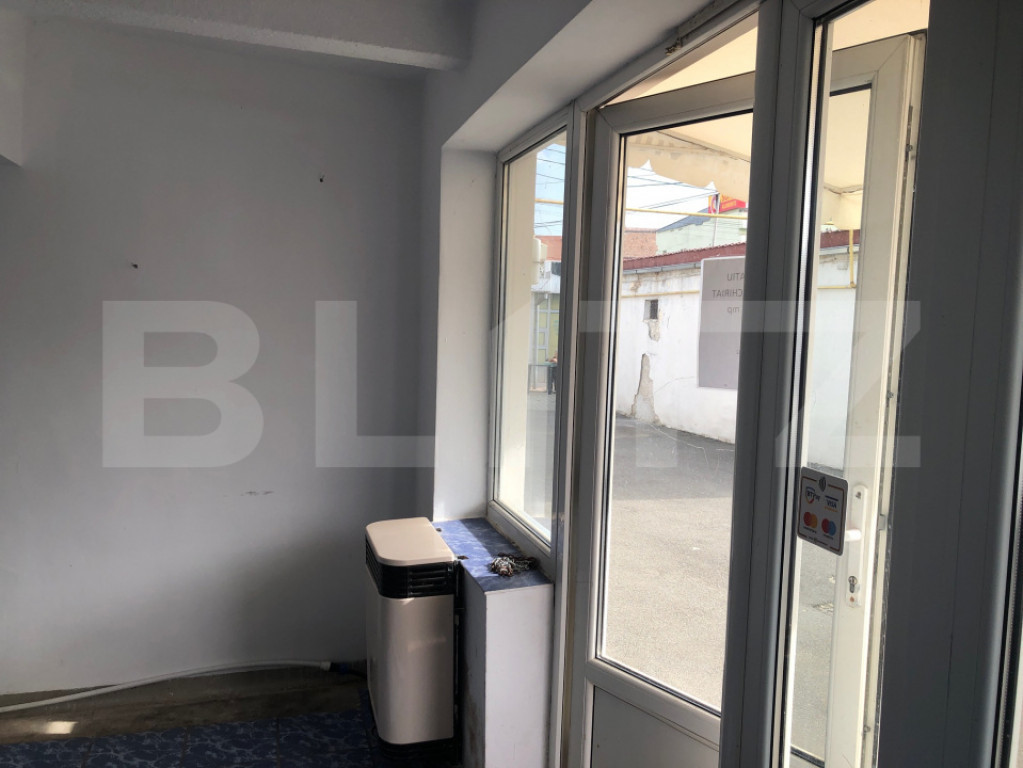 Spatiu comercial, 26 mp, zona Piata Mare