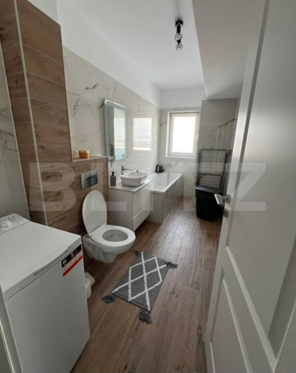 Apartament de lux, 3 camere, 2 bai, ready to move - Tractoru