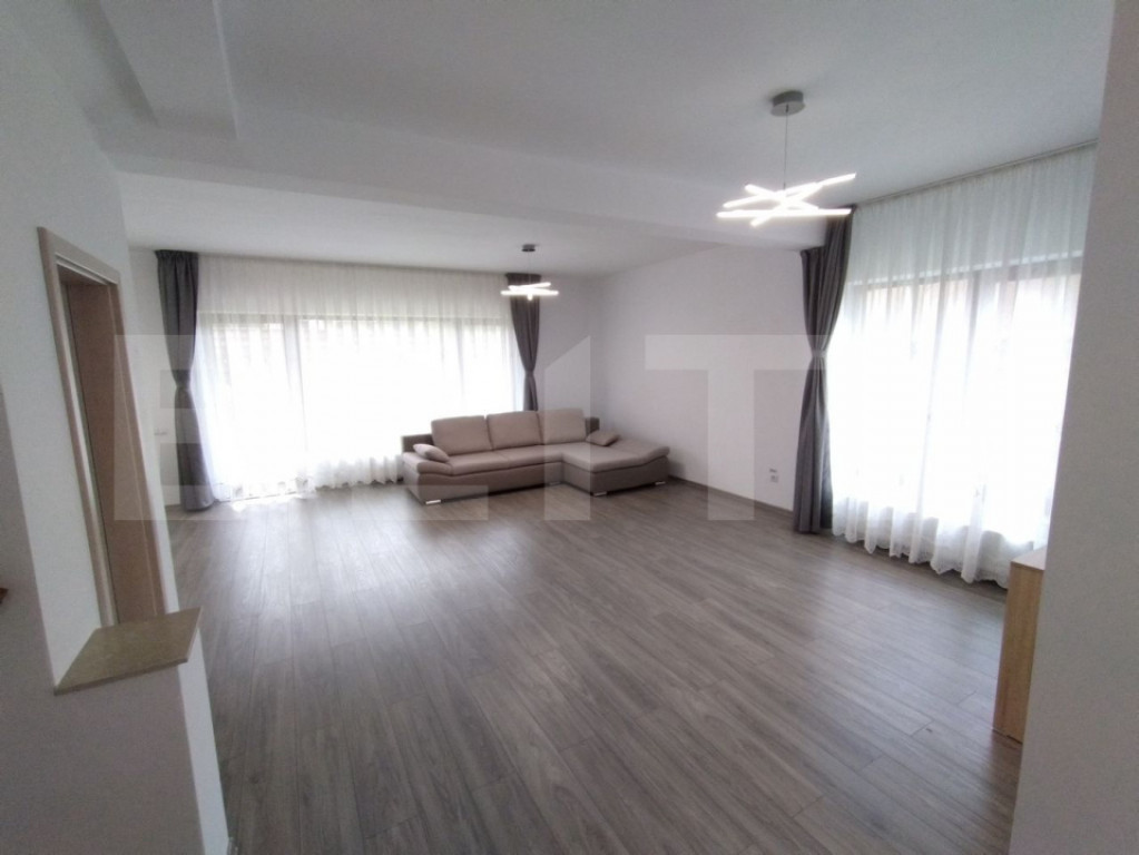 Caasa individuala, 5 camere, 200 mp, curte, zona Gheorgheni