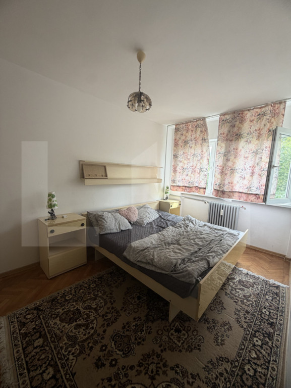 Apartament cu 2 camere, 65 mp, zona Podgoria