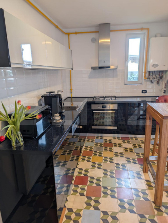 Apartament de inchiriat , suprafata 46 mp, zona Micro 16