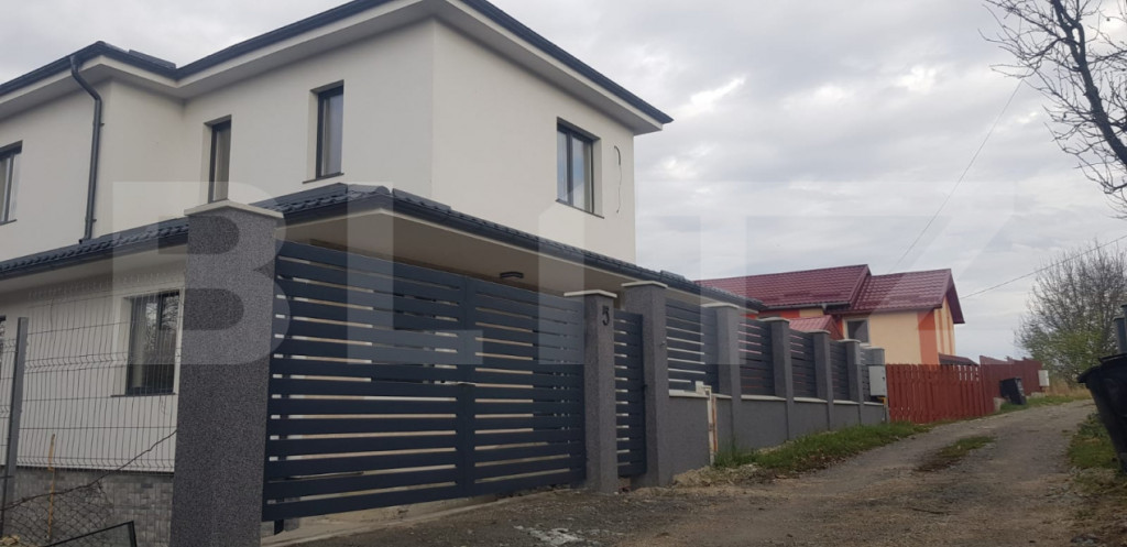 Investitie ! Casa unifamiliala, 260 mp utili, 739 mp teren,