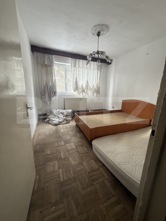Apartament 4 camere, 69 mp, zona Aleea Trandafirilor