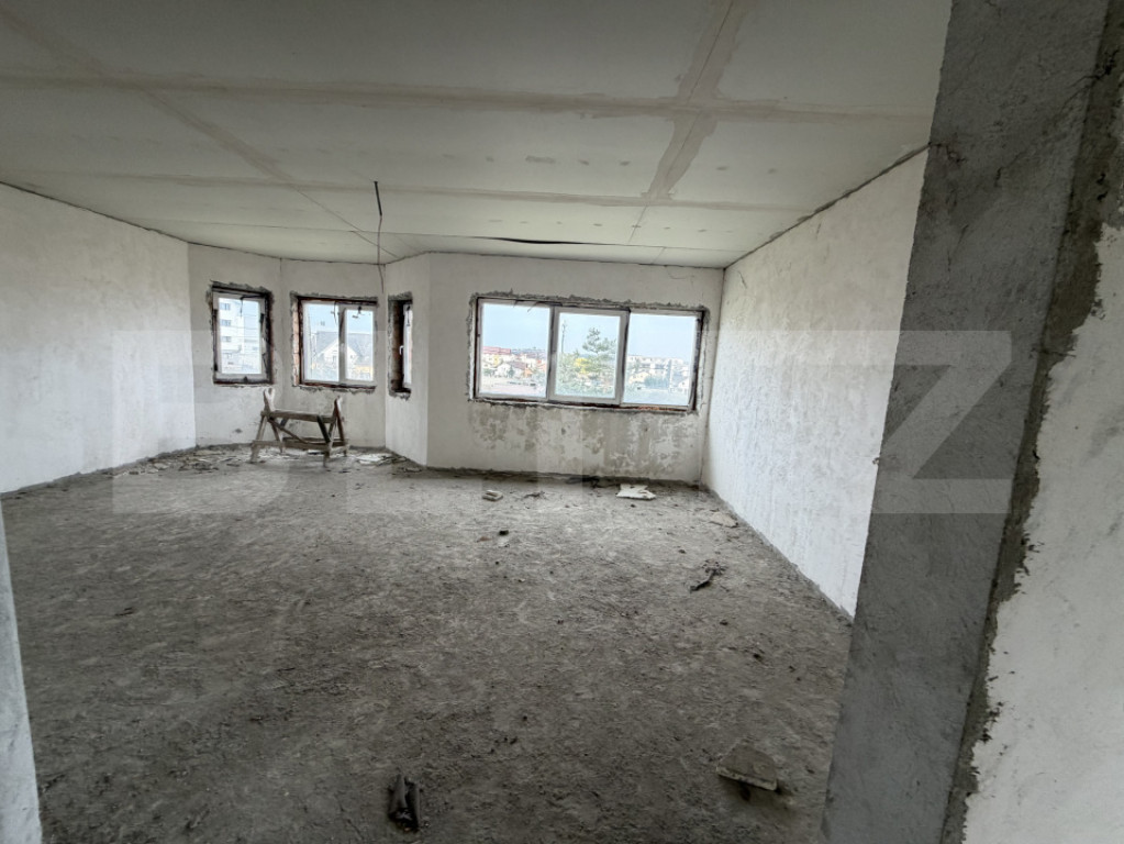 Casă cu 4 camere, 250 mp și un teren de 800 mp - zona Bră