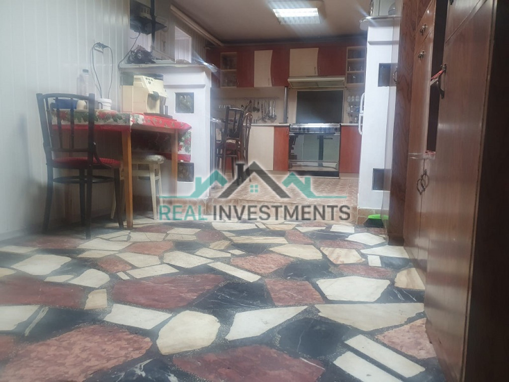 Apartament cu 4 camere,zona Fortuna, Arad