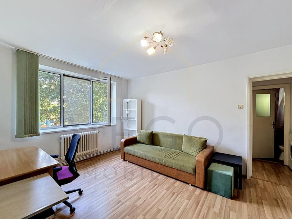 2 camere semidecomandat, in Gheorgheni zona Piata Hermes