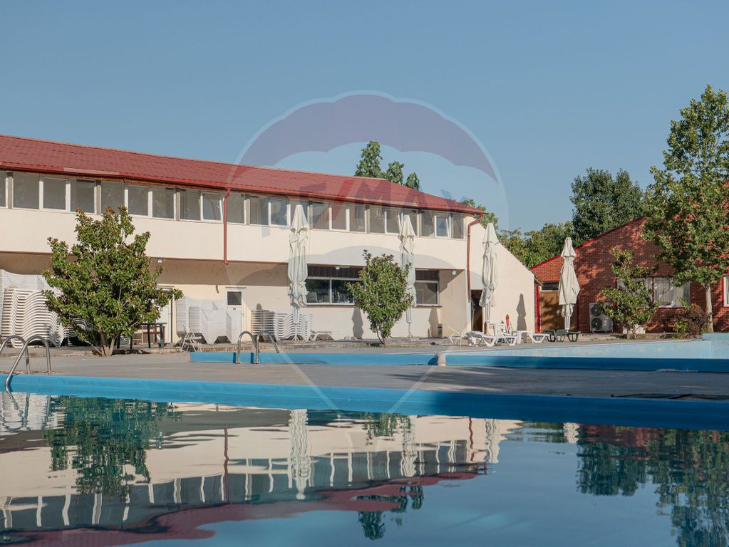 Hotel de vanzare la cateva minute de Podul Mogosoaia –C...