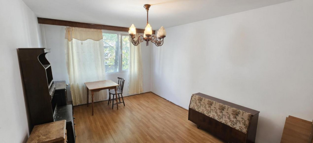 Apartament 2 Camere Decomandat Parc Moghioros