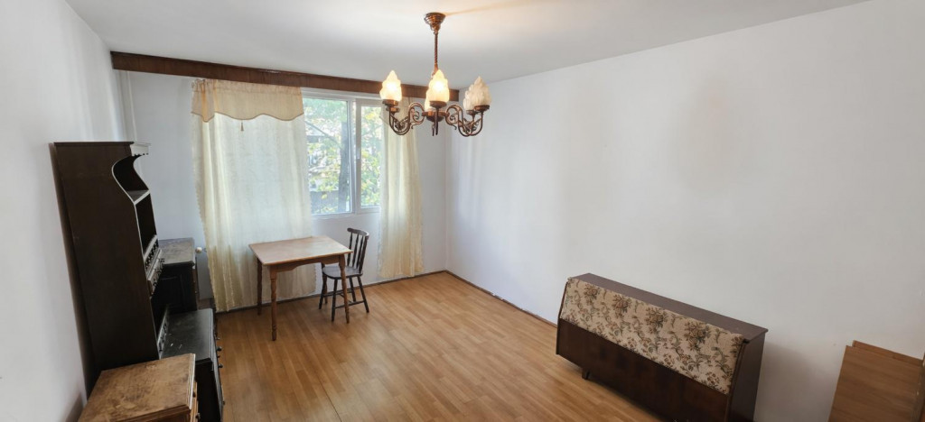 Apartament 2 Camere Decomandat Parc Moghioros