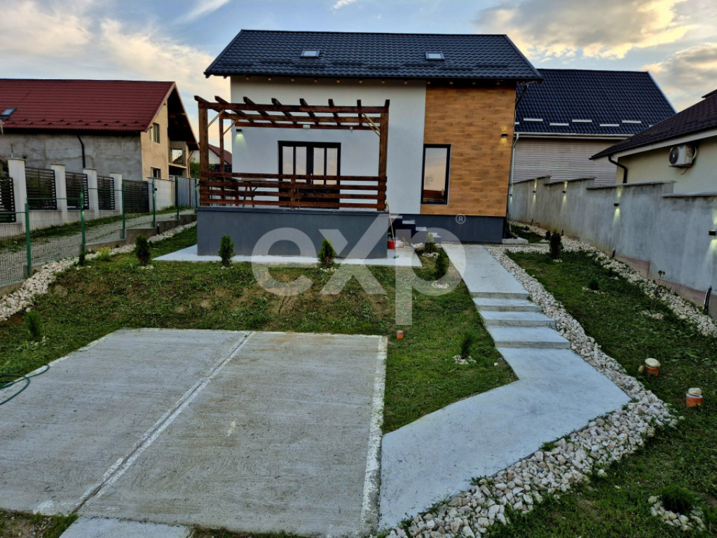 Casă P+M de vânzare – Pitești, Str. Constantin Dobrogea