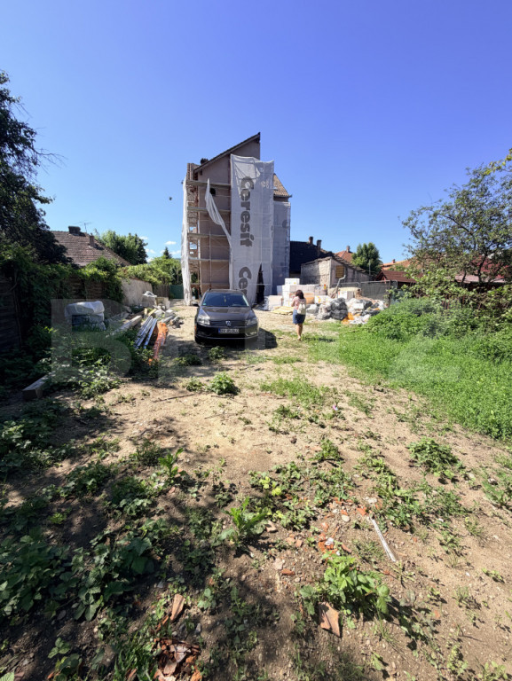 Oportunitate – Teren în oraș, zona Tractorul, 350 mp, co