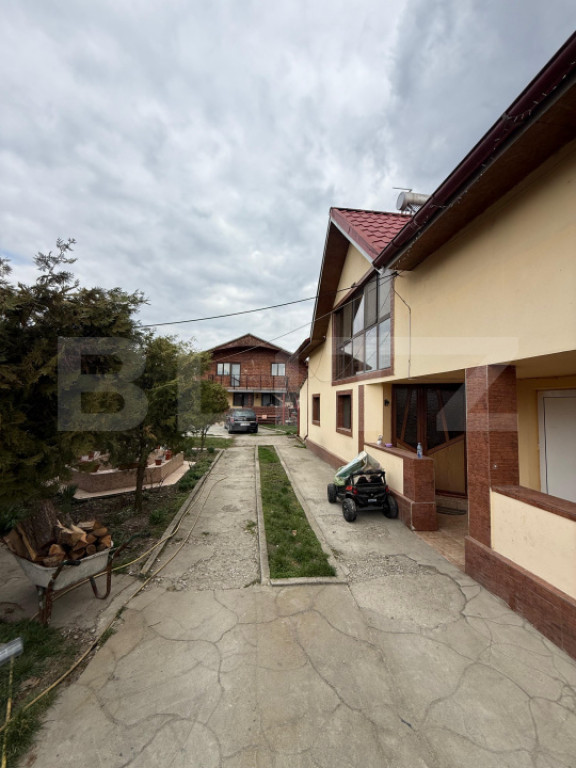Casa de vanzare, la 10 km de orasul Targu Jiu