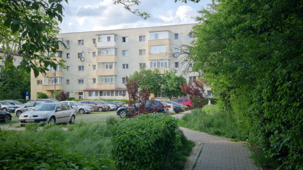 REZERVAT- Parcul Catedralei- Apartament două camere, renova