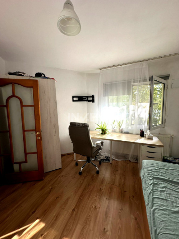 Apartament de vanzare, 3 camere, zona Canta, Iasi