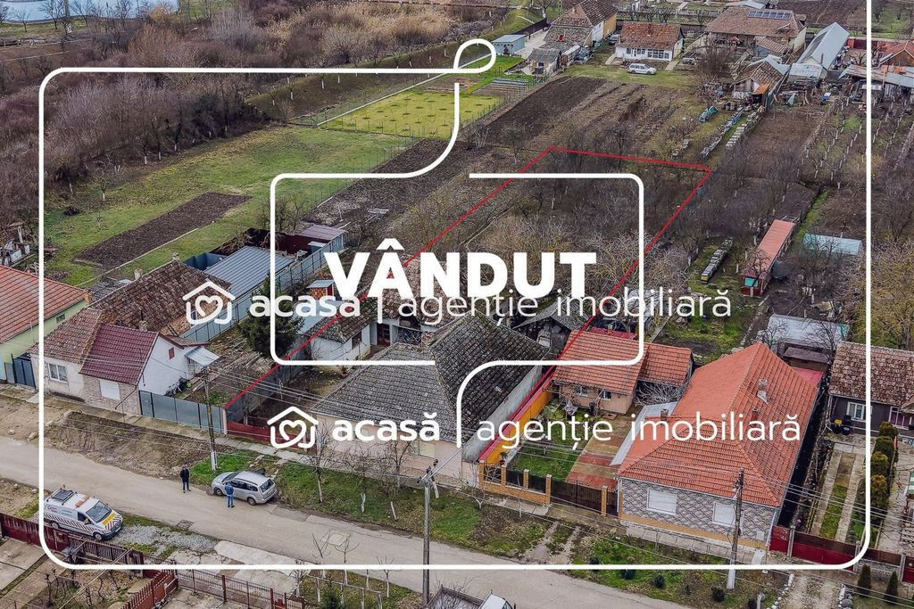 VÂNDUT! Casă de vanzare cu 3 camere in Chisineu Cris