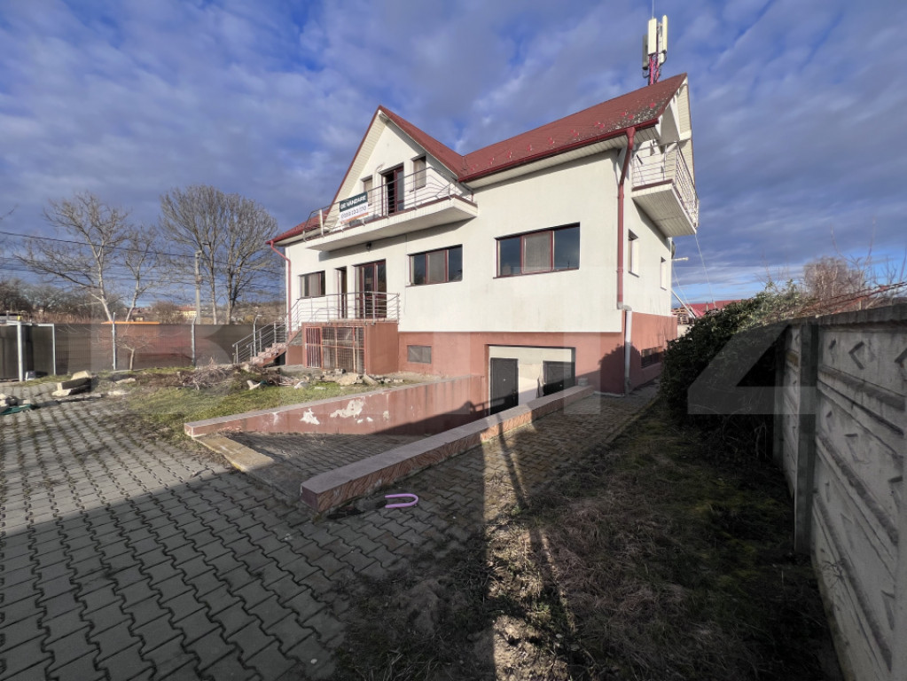 Casă de inchiriat 345mp utili, teren 1.342mp cu potential c